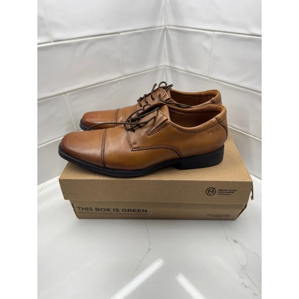 Clarks Men's Whiddon‎ Cap-Toe Oxfords 10 wide used